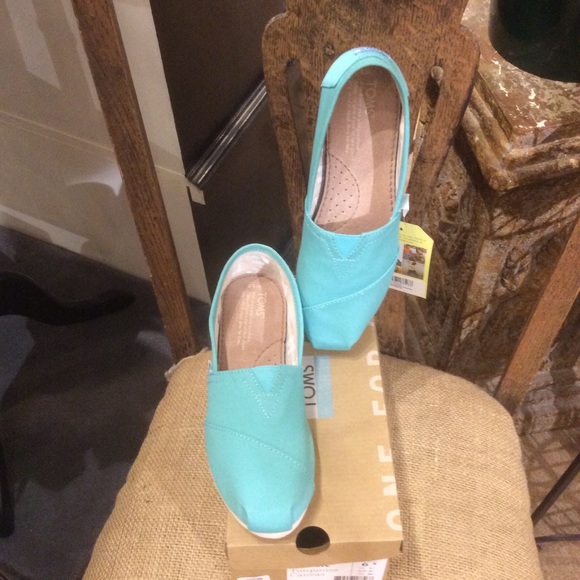 Toms Classic Alpargata Canvas Turquoise NWT - Picture 2 of 8
